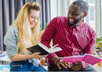 5 Essential Books for Real Estate Success