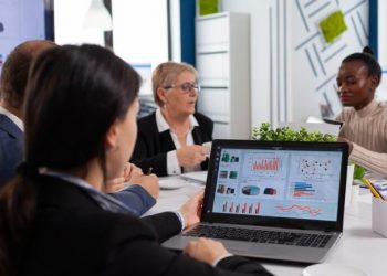 Continuous Development and Growth for Aspiring Business Managers