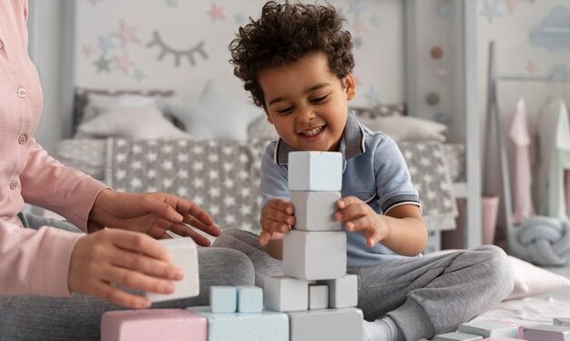 Why Montessori Toys Are the Key to Independent Play